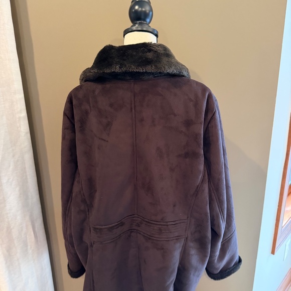 Beautiful Women's Java Brown Suede Fur Lined Midi Coat, Size Large or XL - Picture 4 of 15